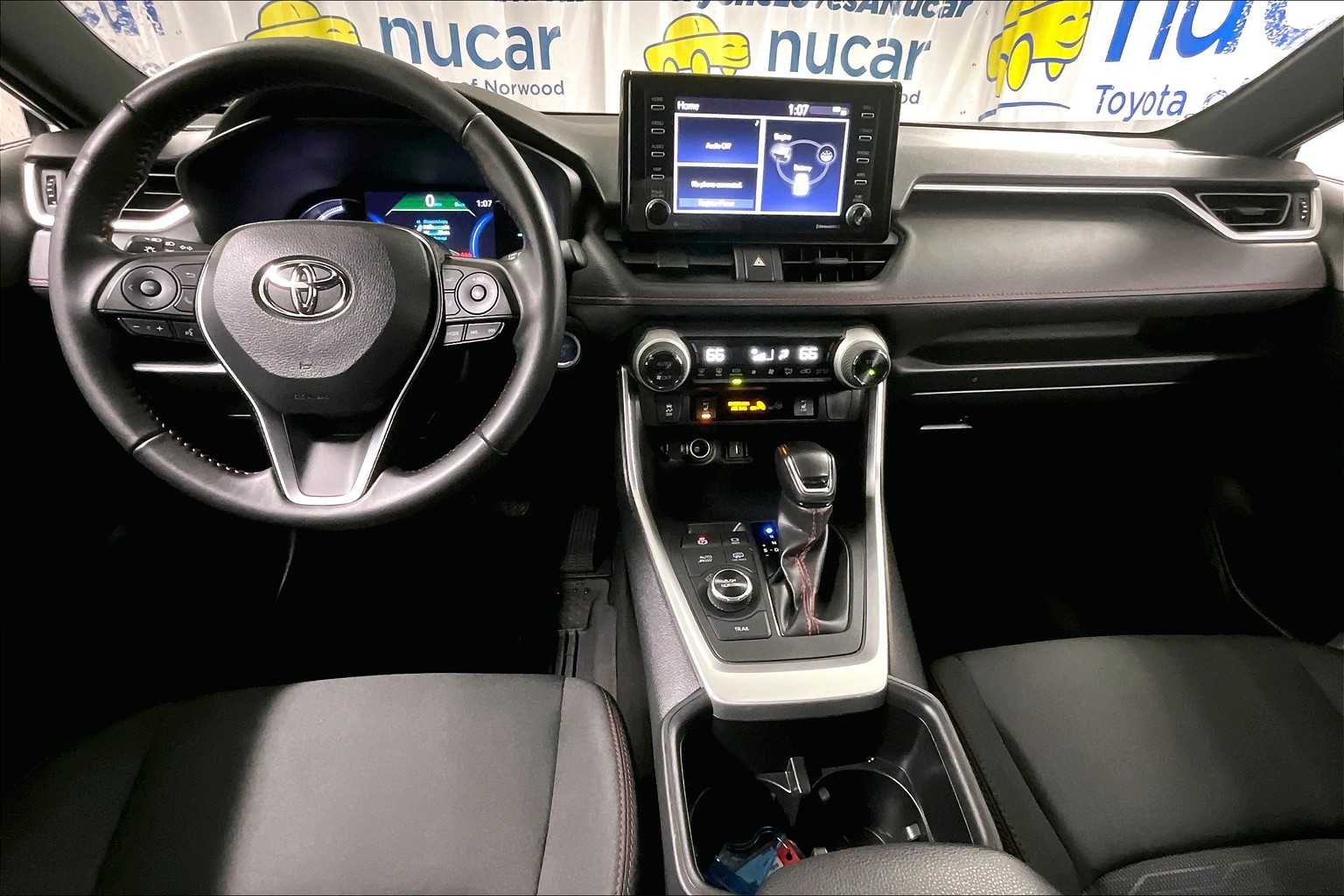 2022 Toyota RAV4 Prime SE - Photo 21