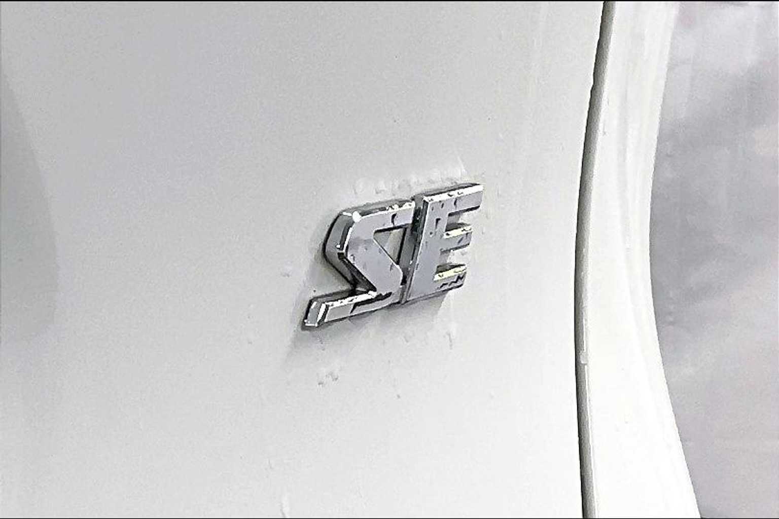 2022 Toyota RAV4 Prime SE - Photo 28