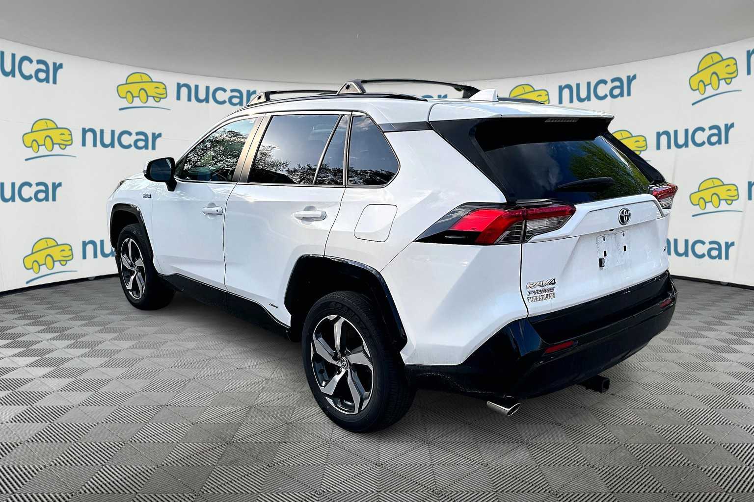 2022 Toyota RAV4 Prime SE - Photo 3