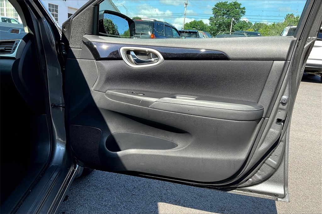 2018 Nissan Sentra SV - Photo 25