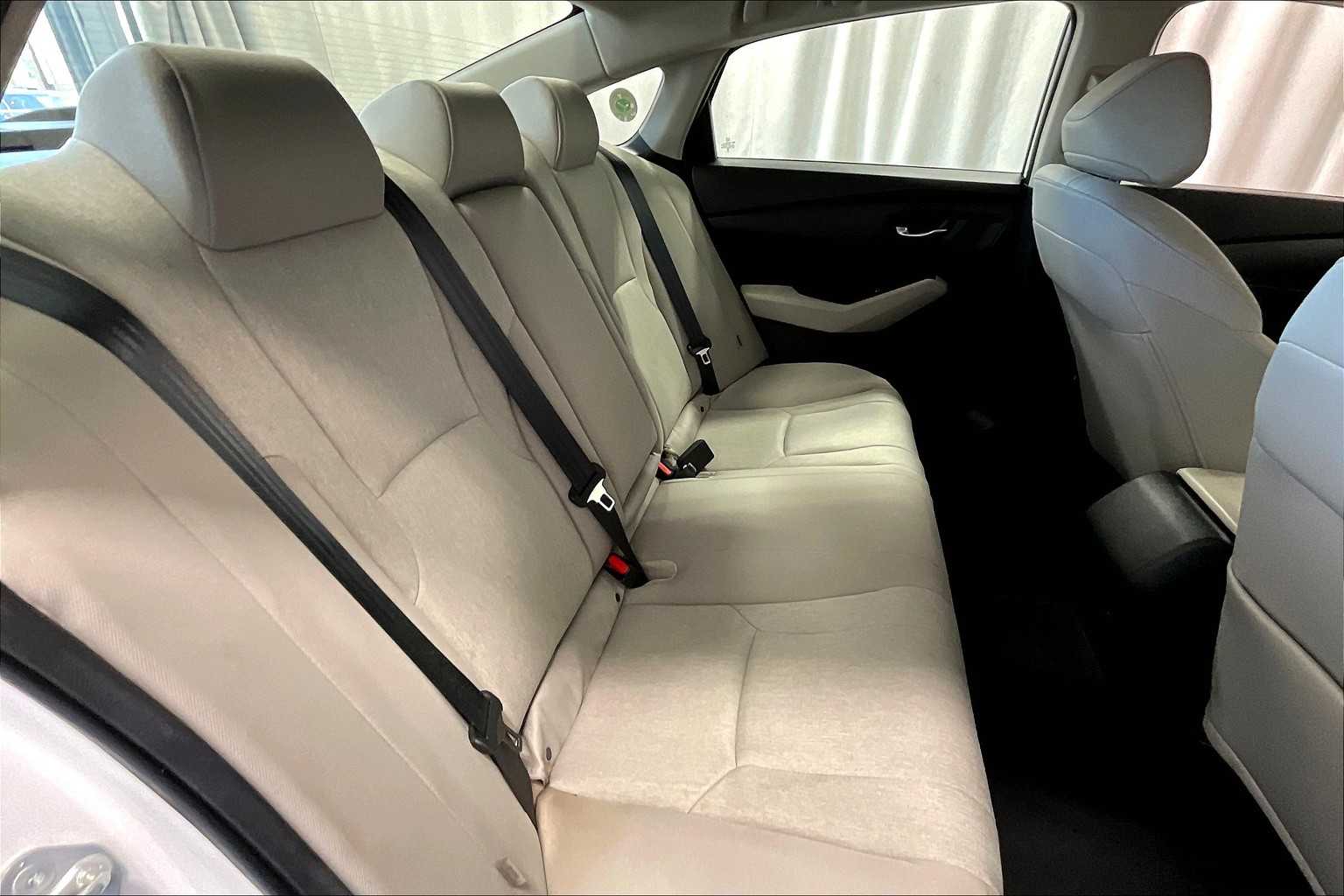 2024 Honda Accord LX - Photo 16