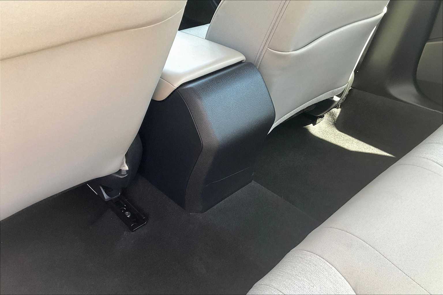 2024 Honda Accord LX - Photo 27