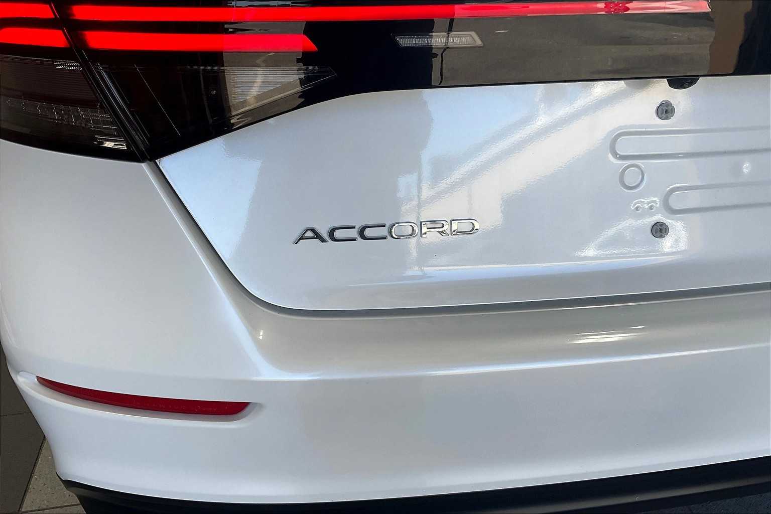 2024 Honda Accord LX - Photo 28