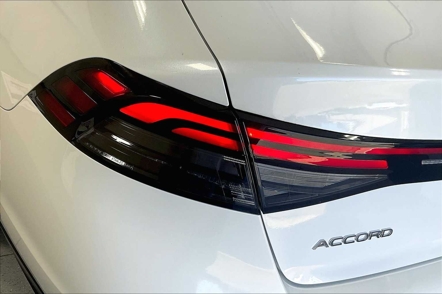 2024 Honda Accord LX - Photo 33