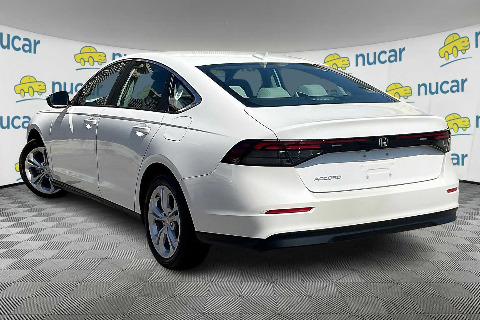 2024 Honda Accord LX - Photo 4