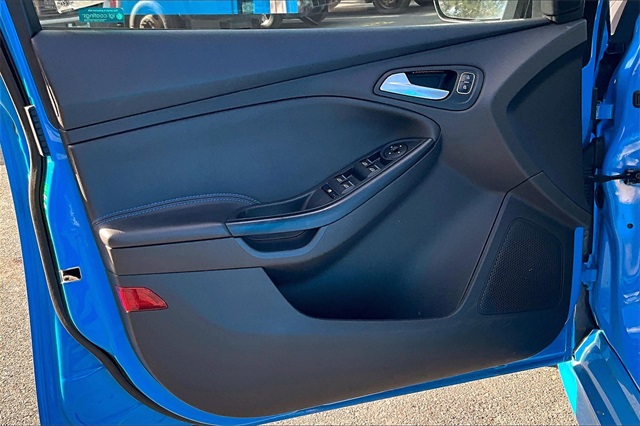 2016 Ford Focus RS - Photo 19