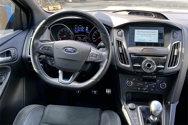 2016 Ford Focus RS - Photo 5
