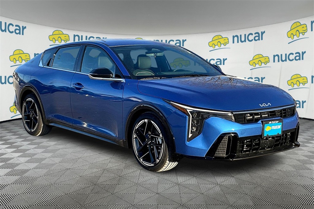 2025 Kia K4 GT-Line