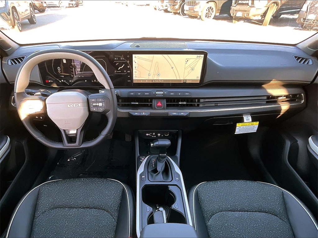 2025 Kia K4 GT-Line - Photo 12