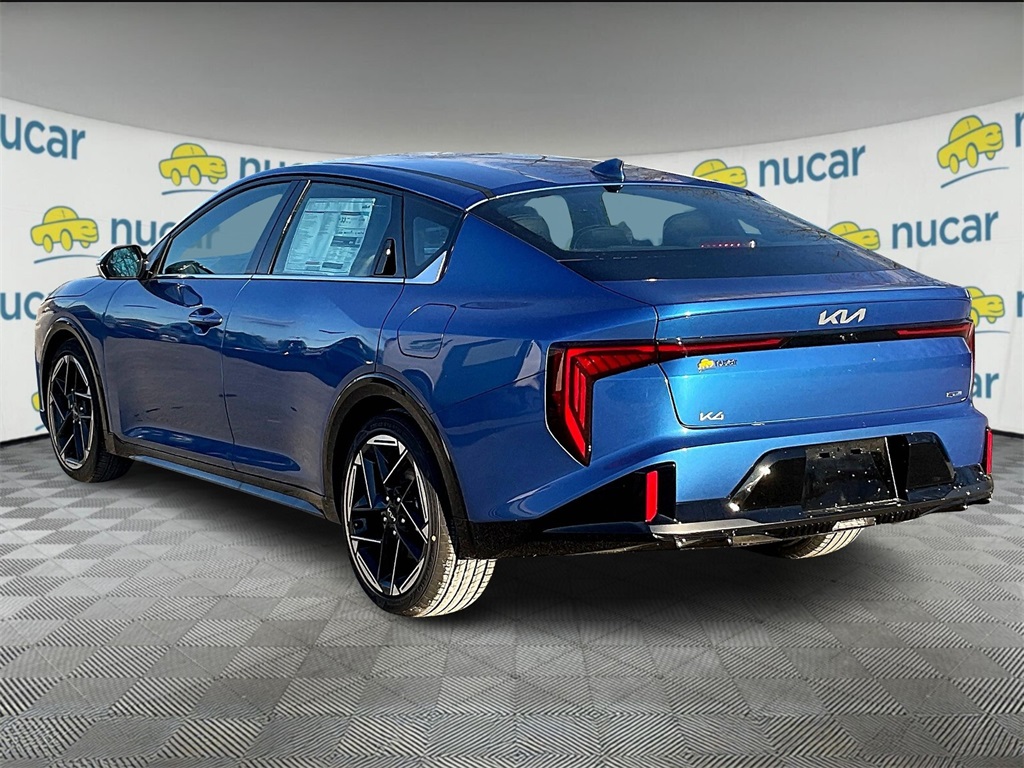 2025 Kia K4 GT-Line - Photo 5