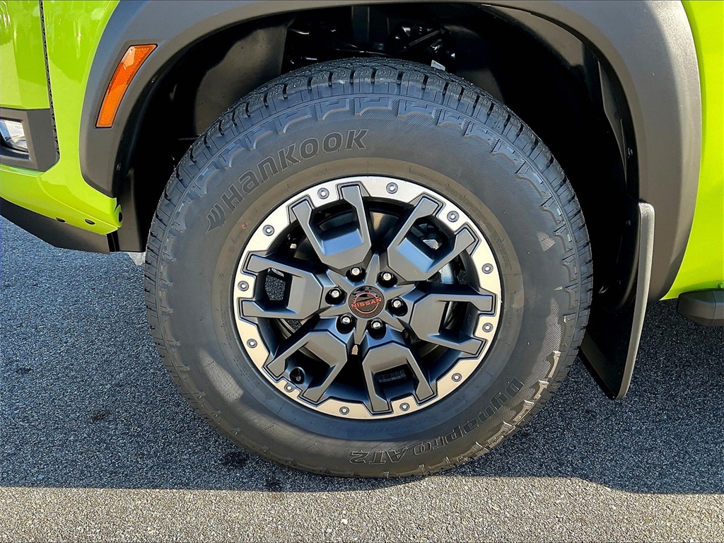 2026 Nissan Frontier PRO-4X - Photo 8