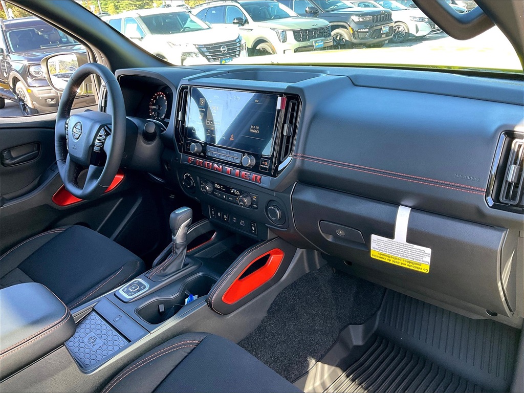2026 Nissan Frontier PRO-4X - Photo 10