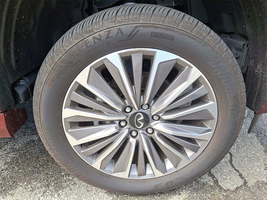 2025 INFINITI QX80 LUXE - Photo 8