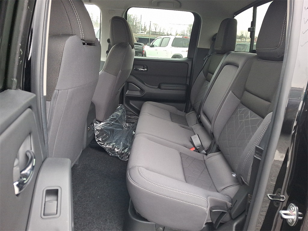 2026 Nissan Frontier SV - Photo 6
