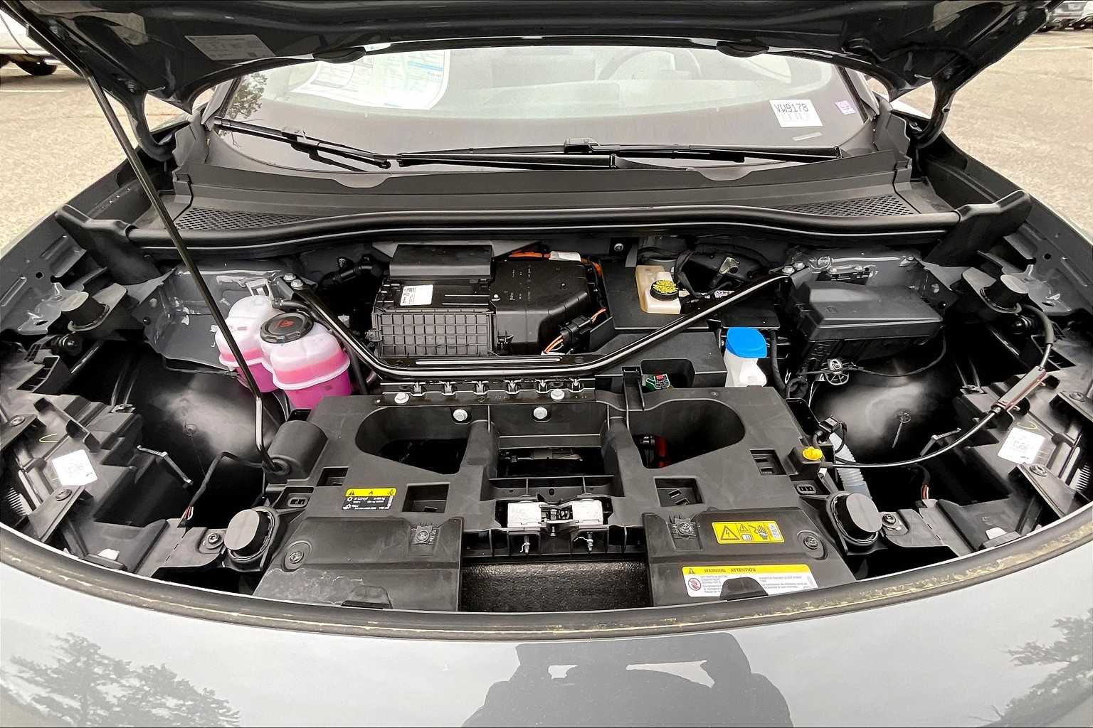 2025 Volkswagen ID.4 Pro - Photo 16