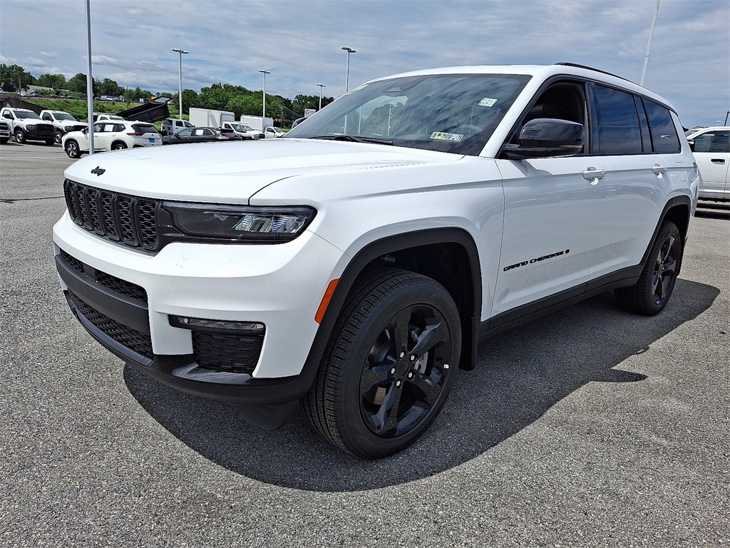 2025 Jeep Grand Cherokee L Limited - Photo 2