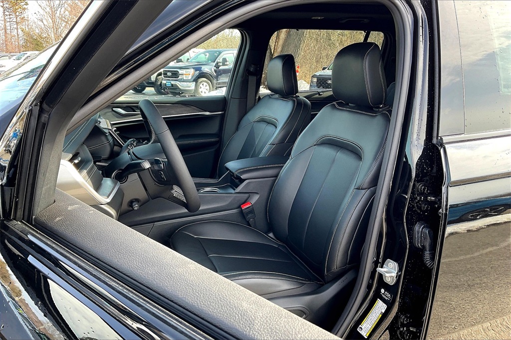 2025 Jeep Grand Cherokee L Limited - Photo 11