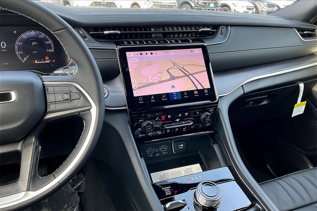 2025 Jeep Grand Cherokee L Limited - Photo 13