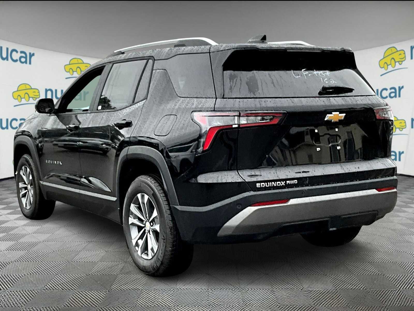 2026 Chevrolet Equinox AWD LT - Photo 5