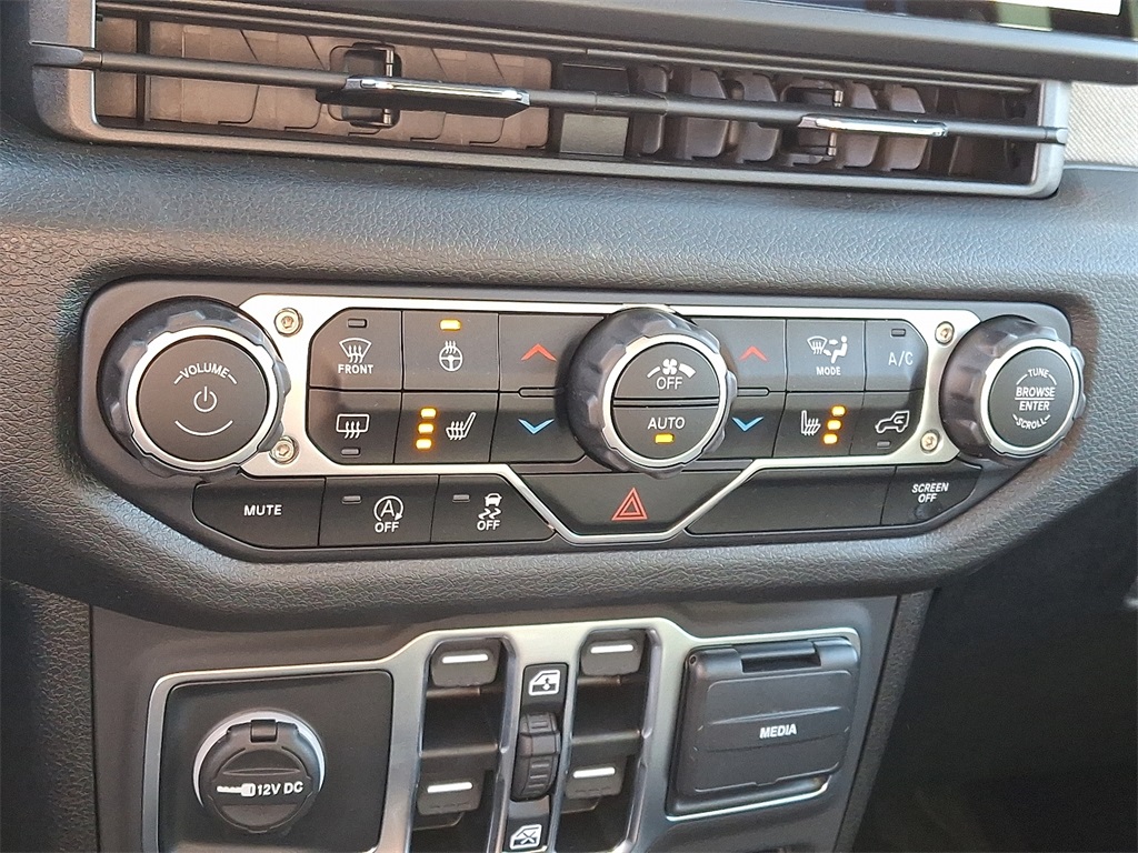 2025 Jeep Wrangler Sport S - Photo 11