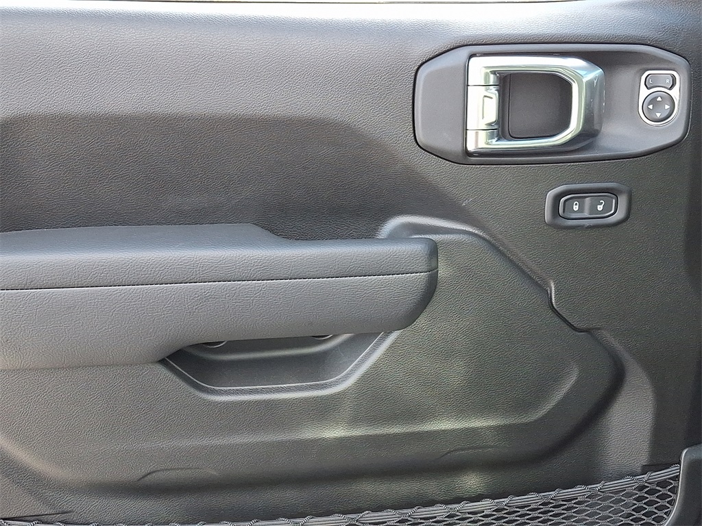 2025 Jeep Wrangler Sport S - Photo 8