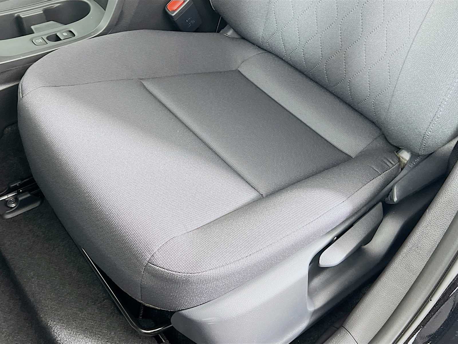 2026 Toyota Corolla LE - Photo 16