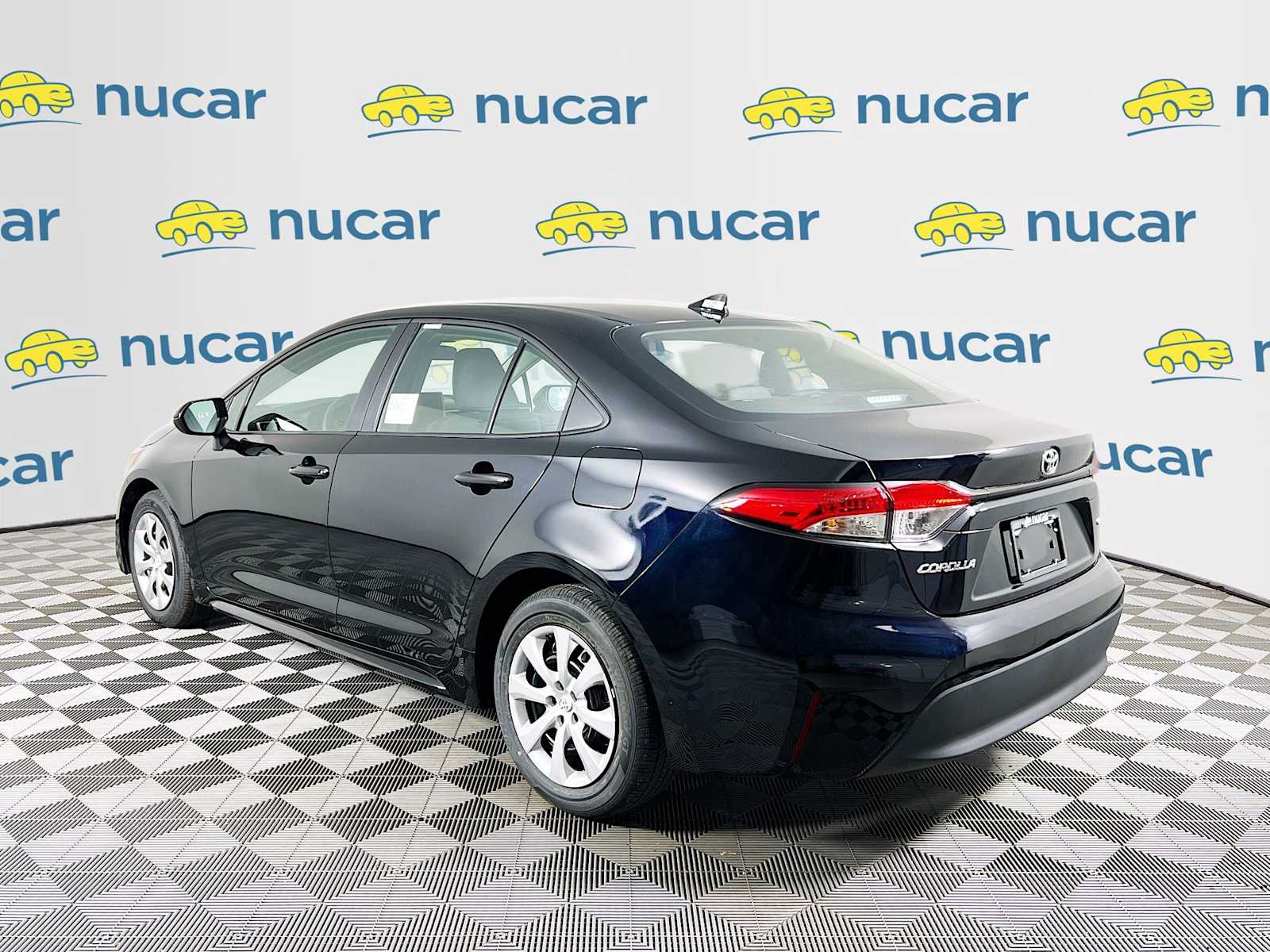 2026 Toyota Corolla LE - Photo 4