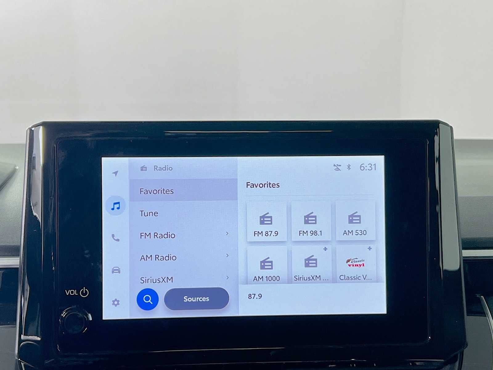 2026 Toyota Corolla LE - Photo 8