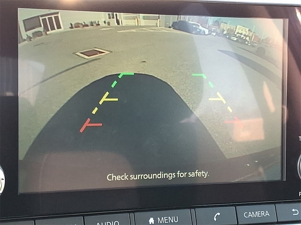 2025 Nissan Sentra SV - Photo 13