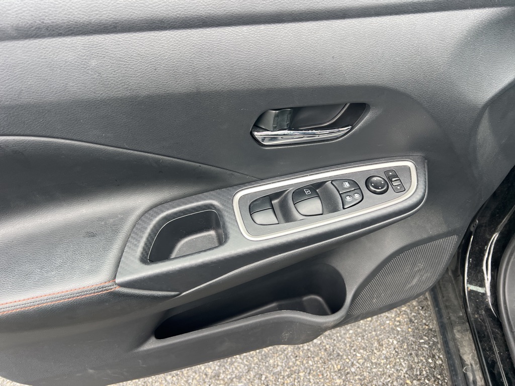 2023 Nissan Versa 1.6 SR - Photo 11