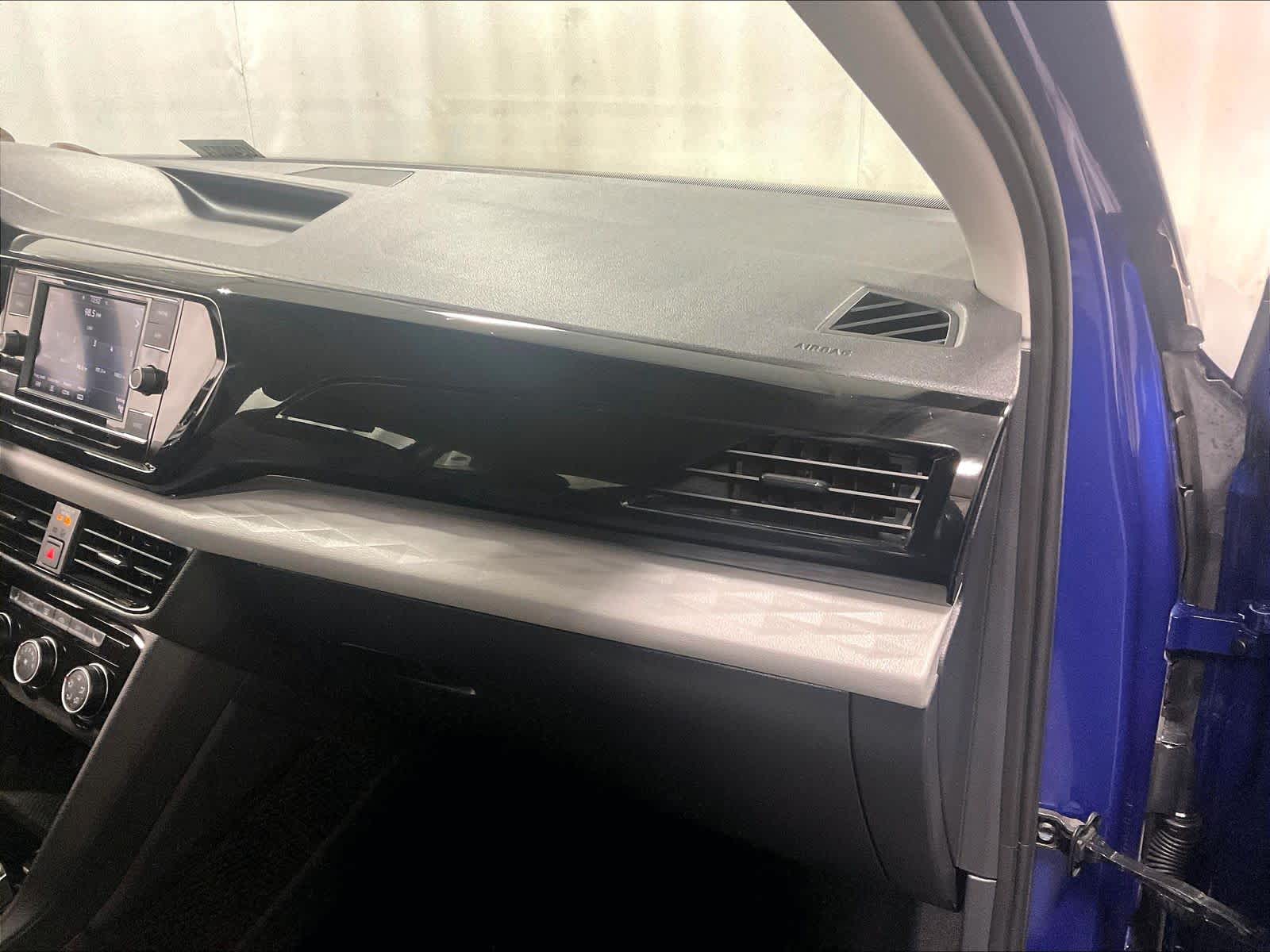 2023 Volkswagen Taos S - Photo 13