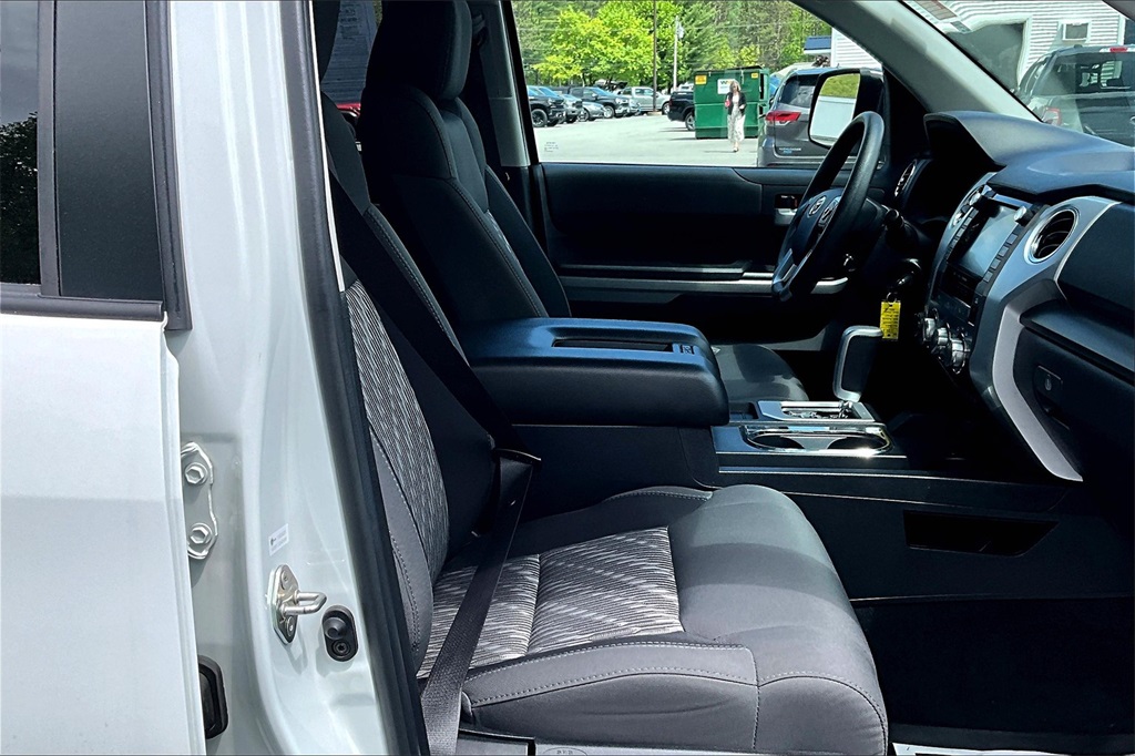 2020 Toyota Tundra  - Photo 11