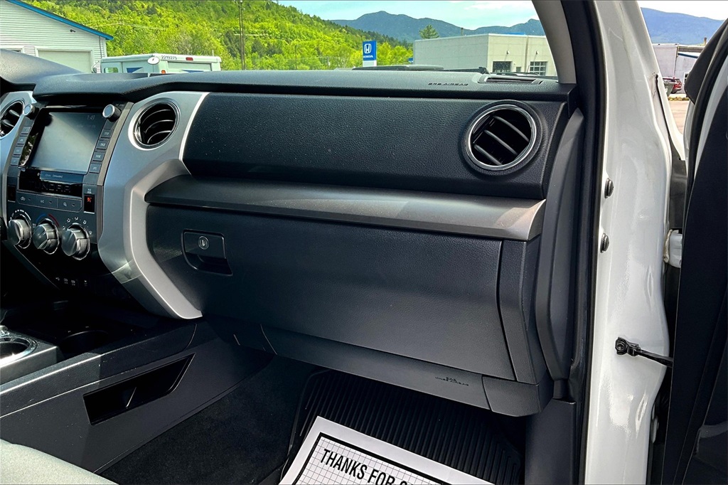 2020 Toyota Tundra  - Photo 13