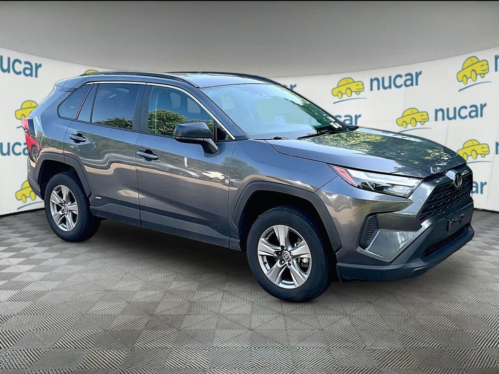 2025 Toyota RAV4 Hybrid LE
