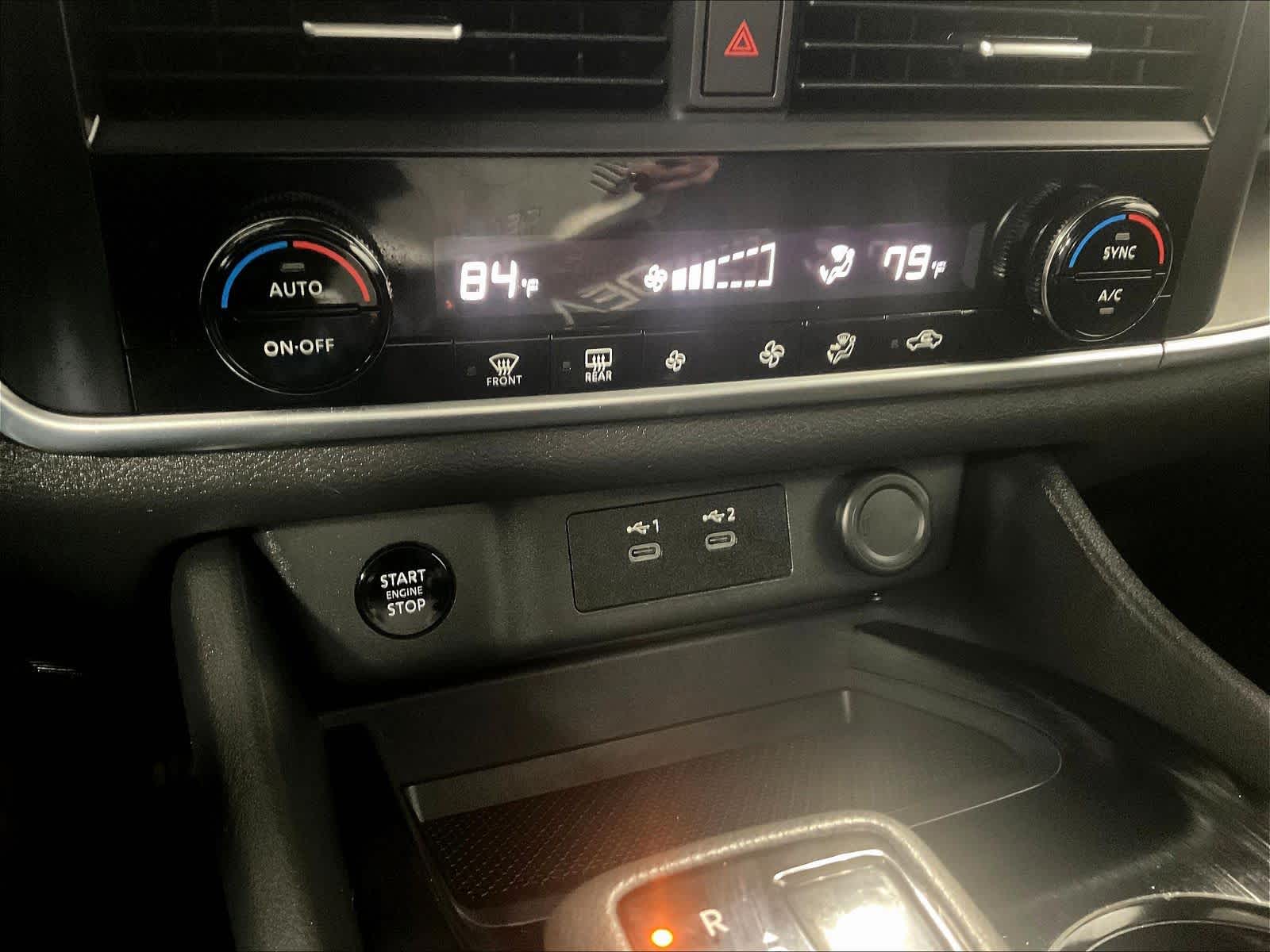 2024 Nissan Rogue SV - Photo 25