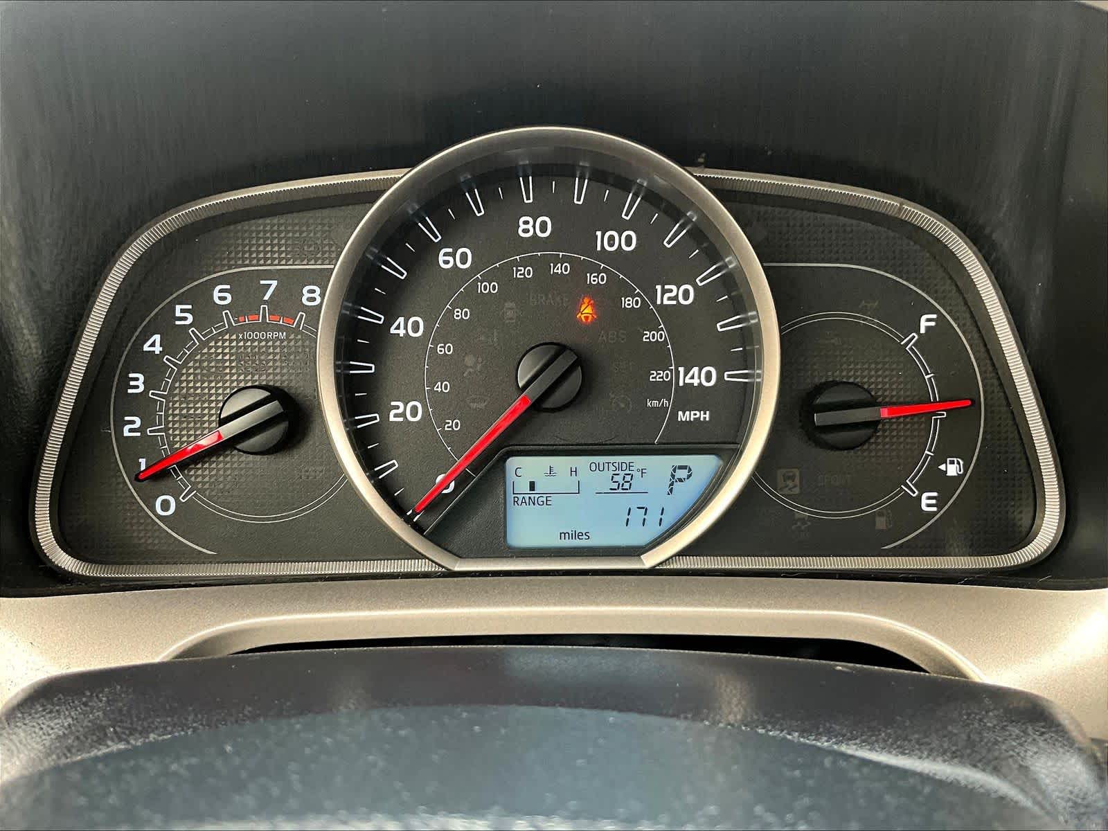 2015 Toyota RAV4 XLE - Photo 25