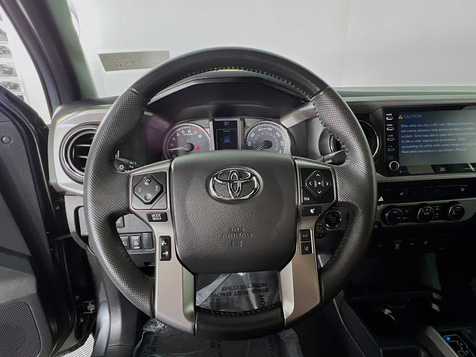 2023 Toyota Tacoma Limited - Photo 11