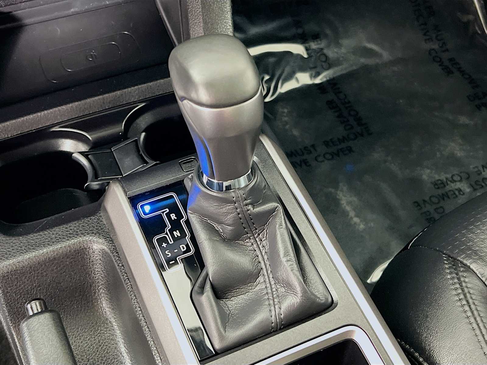 2023 Toyota Tacoma Limited - Photo 17