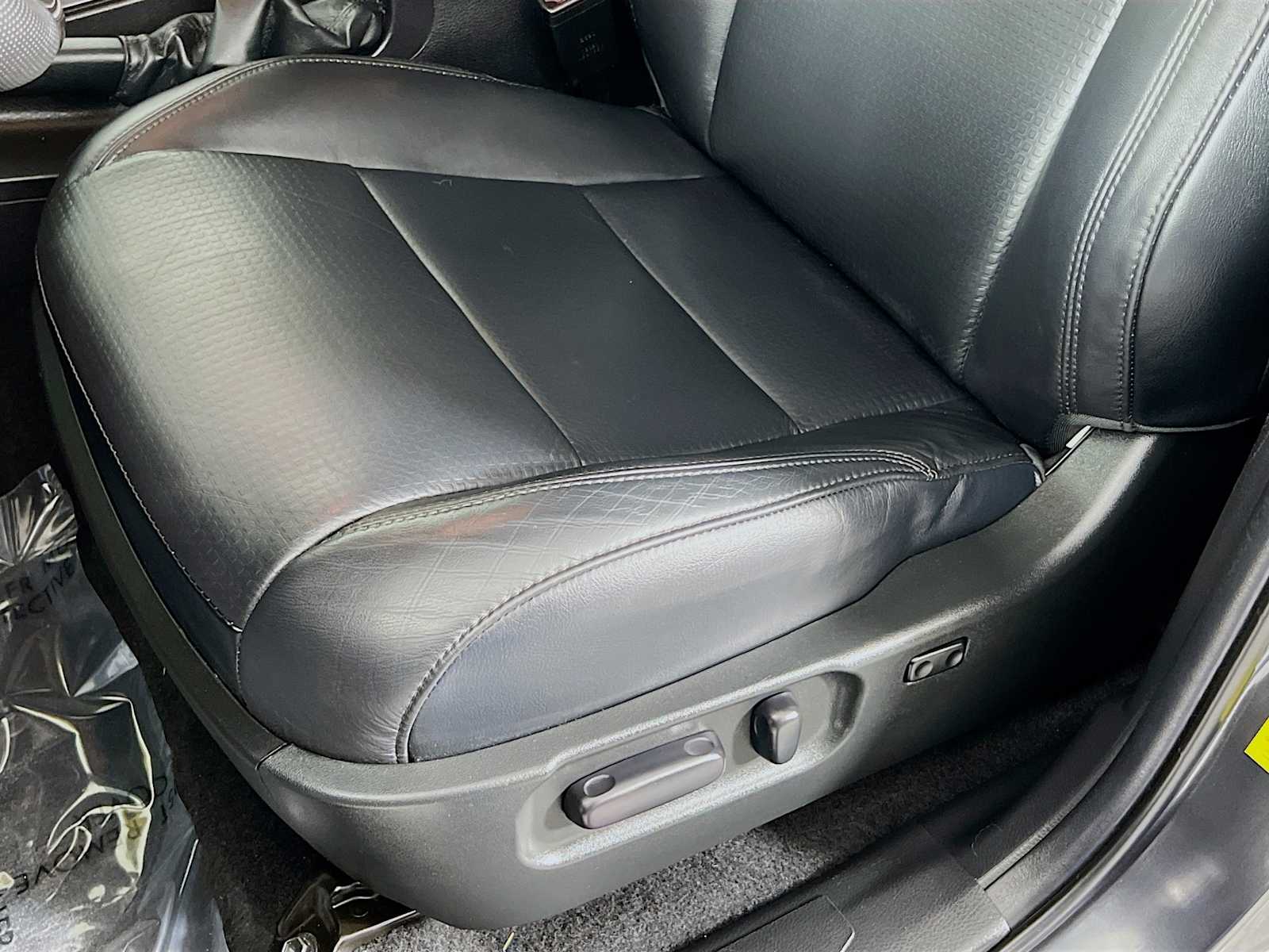 2023 Toyota Tacoma Limited - Photo 20