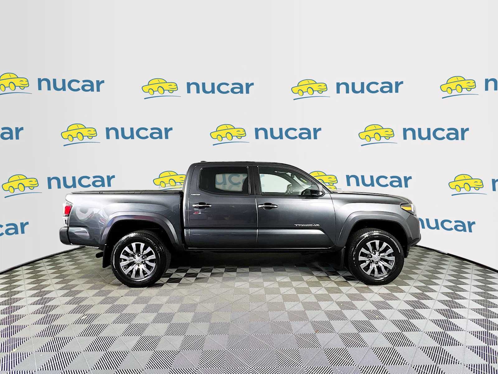 2023 Toyota Tacoma Limited - Photo 8