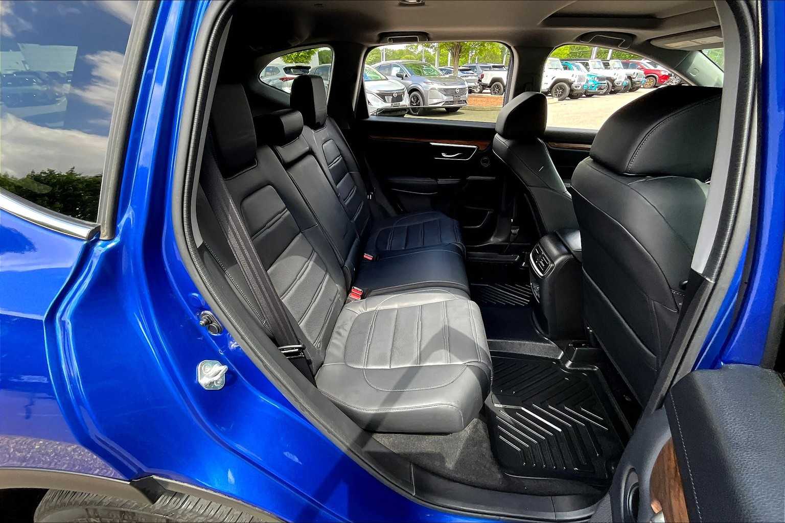 2021 Honda CR-V Touring - Photo 16