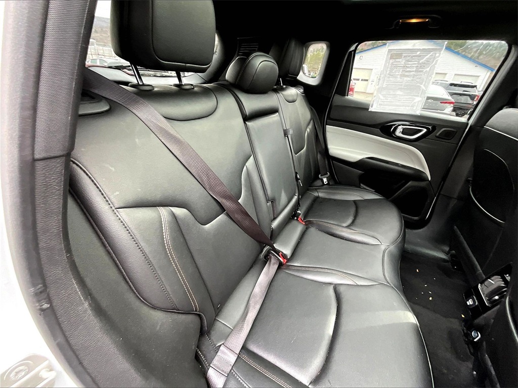 2024 Jeep Compass Limited - Photo 16