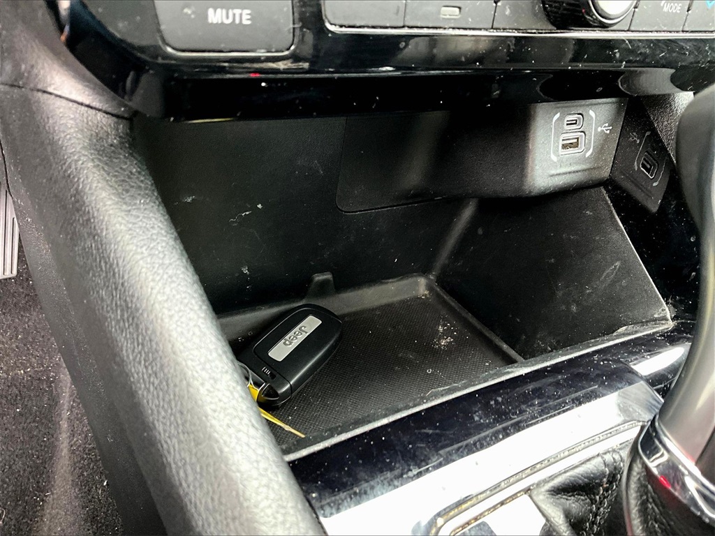 2024 Jeep Compass Limited - Photo 27