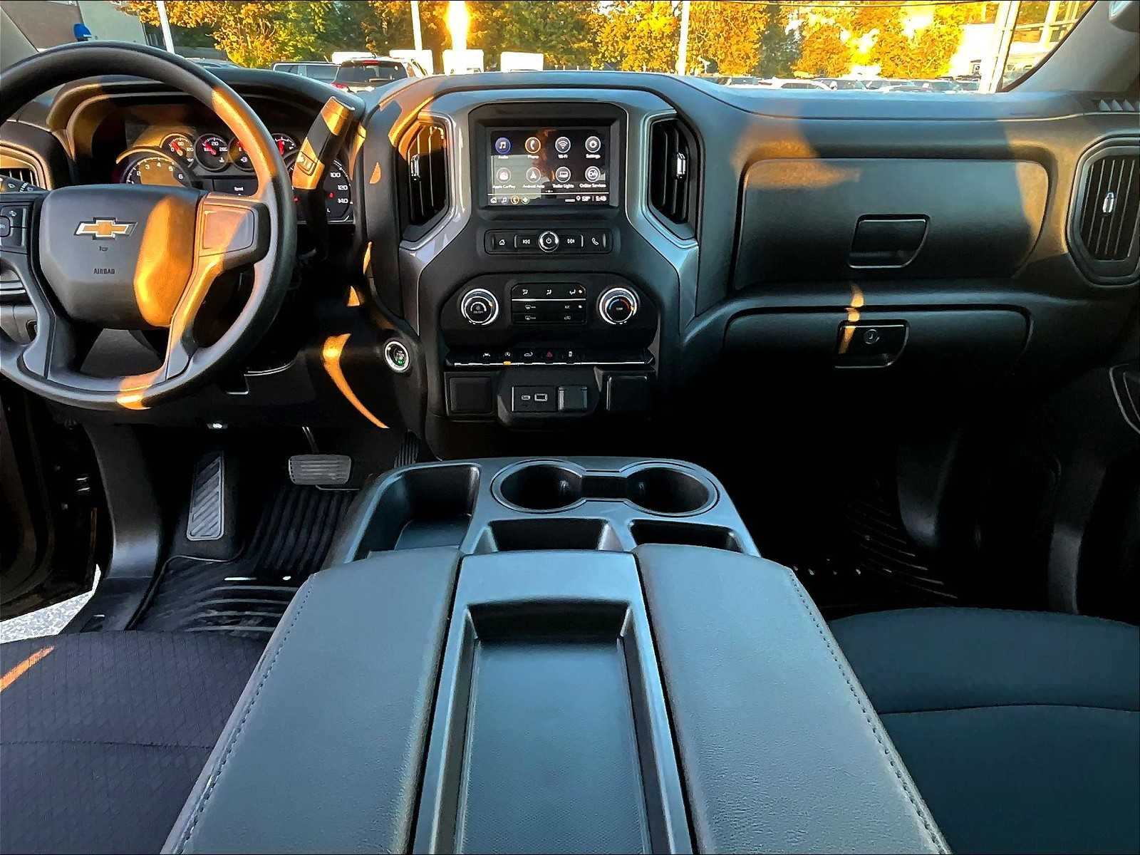 2023 Chevrolet Silverado 1500 Custom - Photo 21