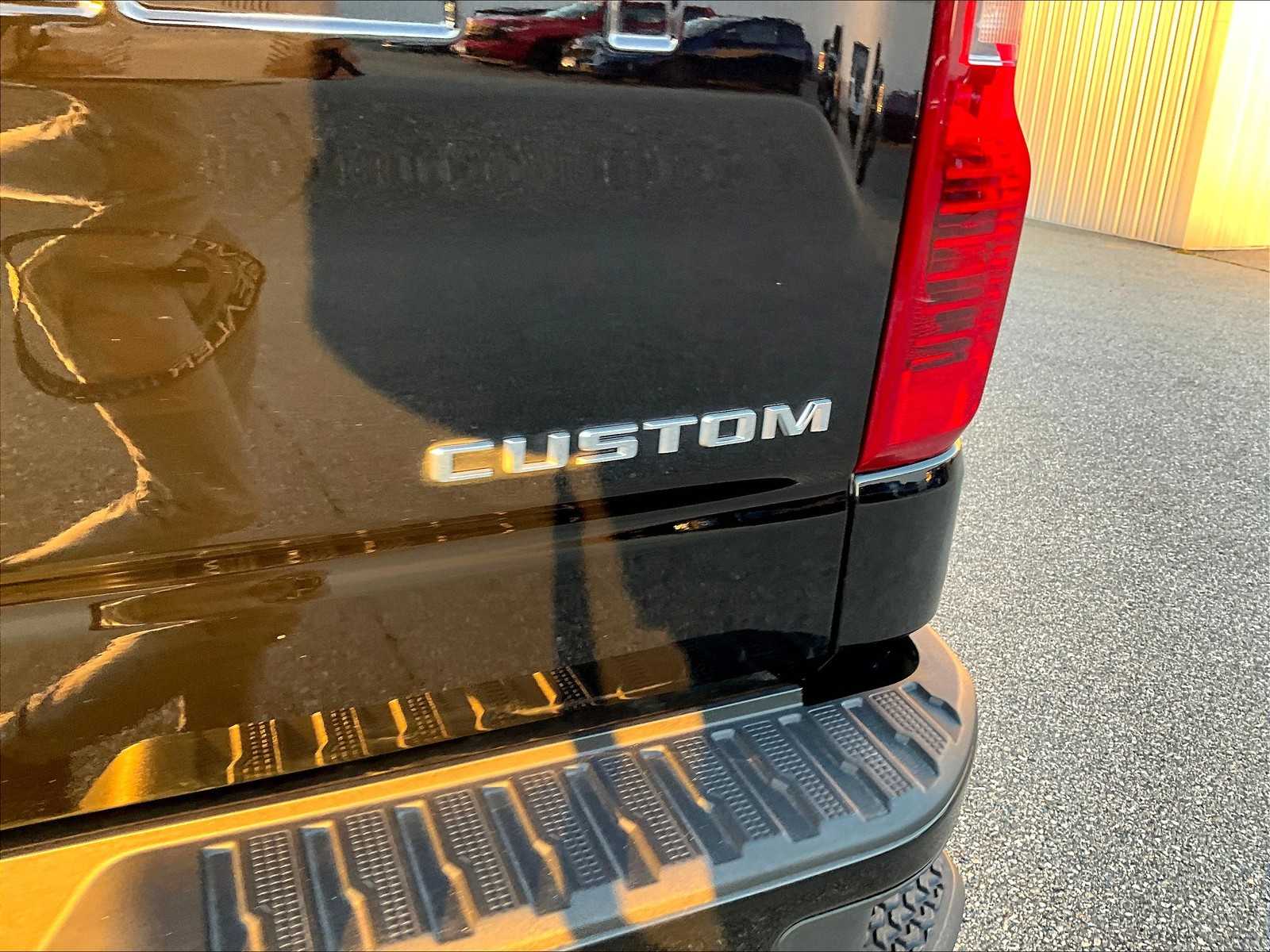 2023 Chevrolet Silverado 1500 Custom - Photo 26