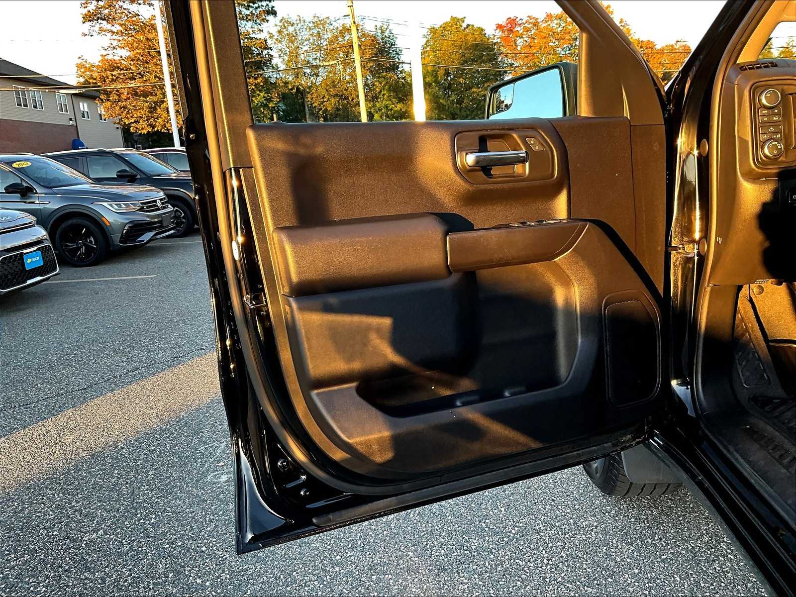 2023 Chevrolet Silverado 1500 Custom - Photo 9
