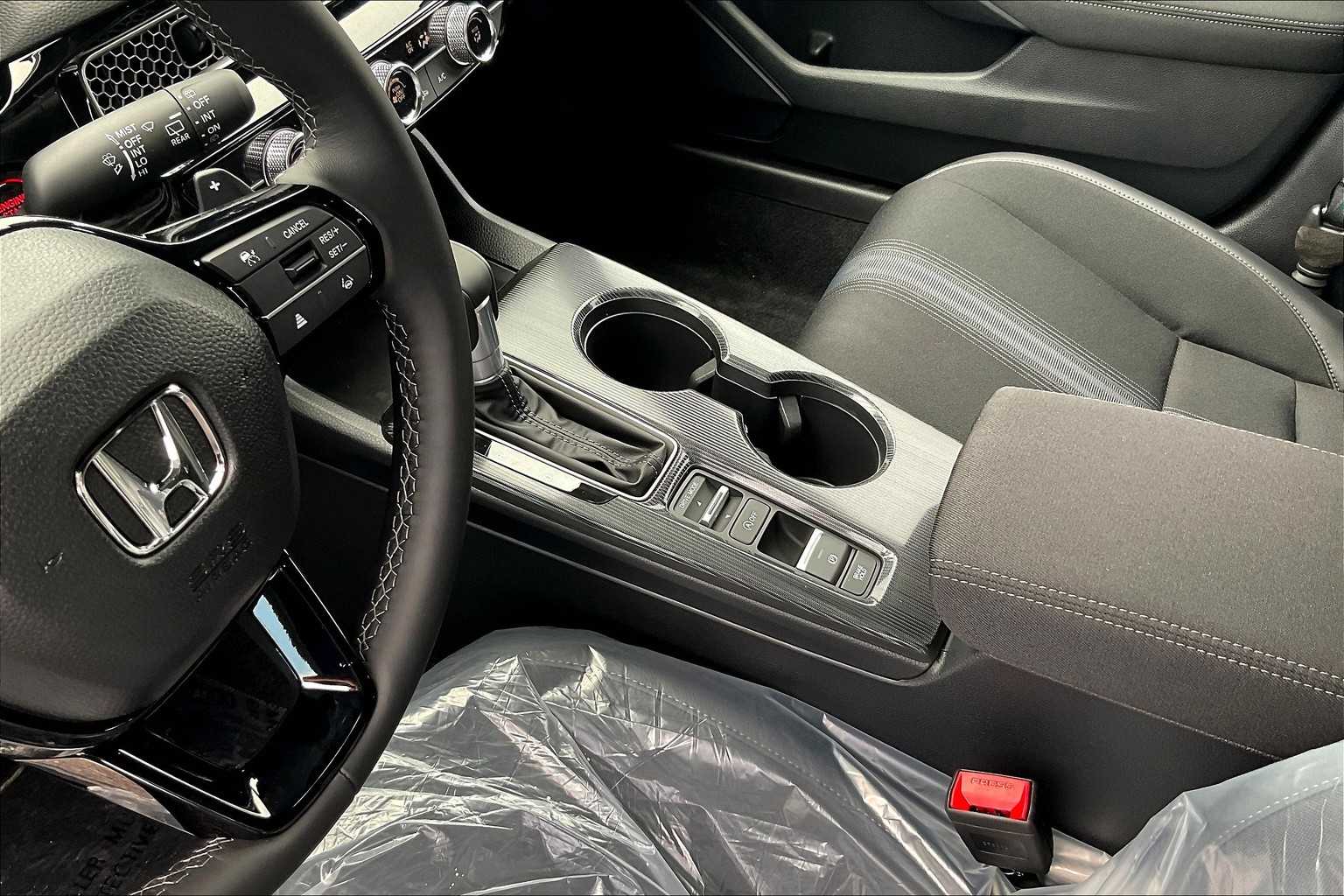 2025 Honda Civic Hatchback Sport - Photo 14