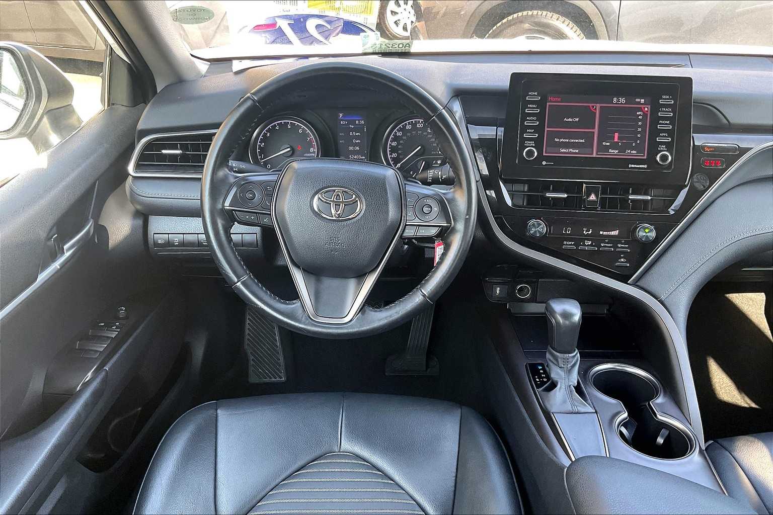 2021 Toyota Camry SE - Photo 17