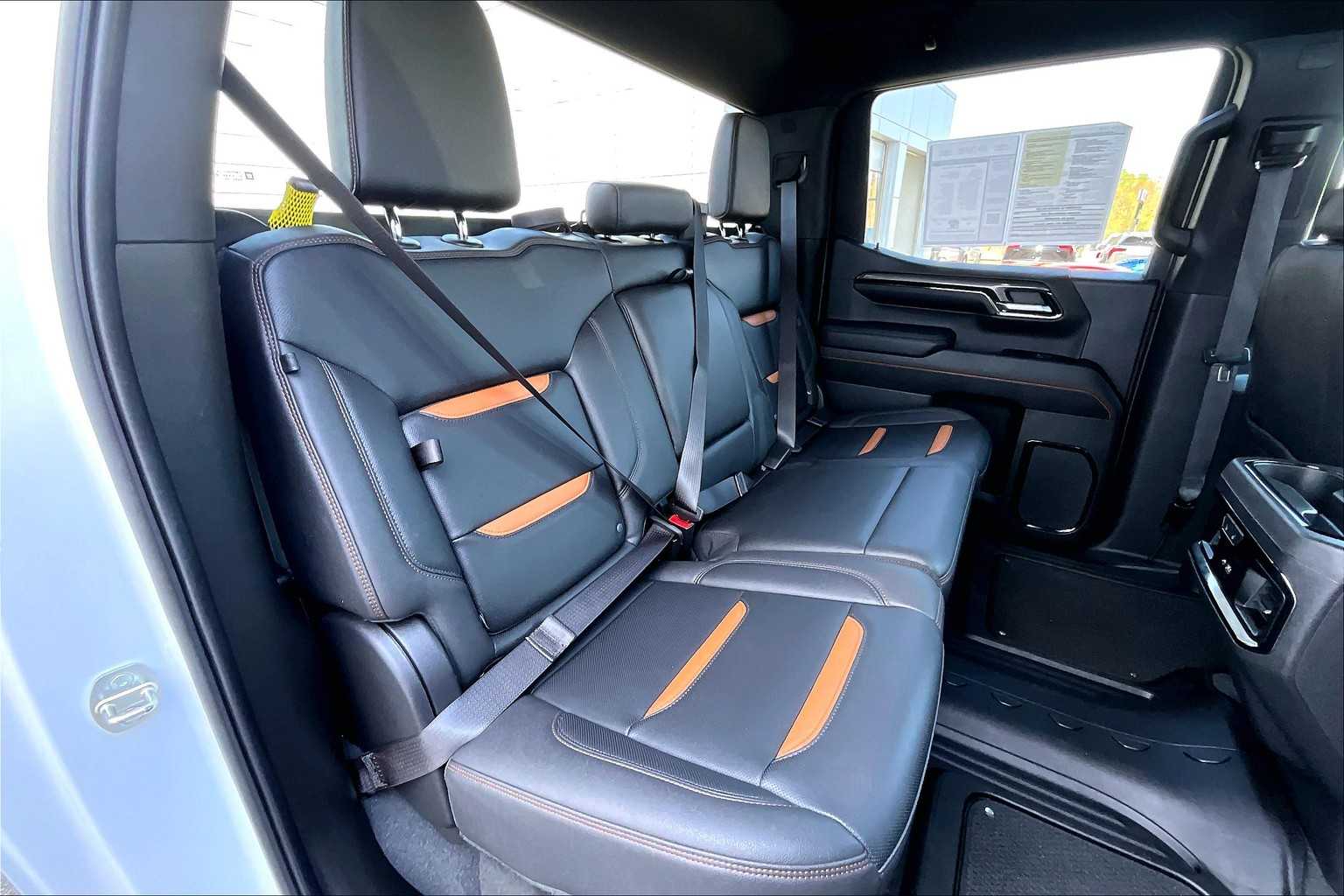 2023 GMC Sierra 1500 AT4 - Photo 16