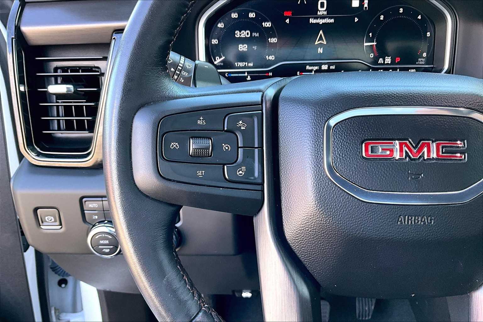 2023 GMC Sierra 1500 AT4 - Photo 23